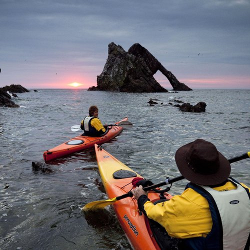 1099731 kayaking at bow fiddle rock