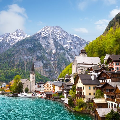 austria’s lakes halstatt 