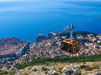 cable car moving down to dubrovnik