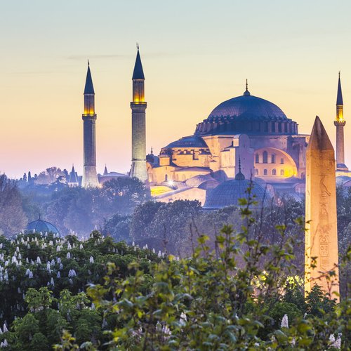 majestic blue mosque (built 1616) in the vibrant city of istanbul - copy