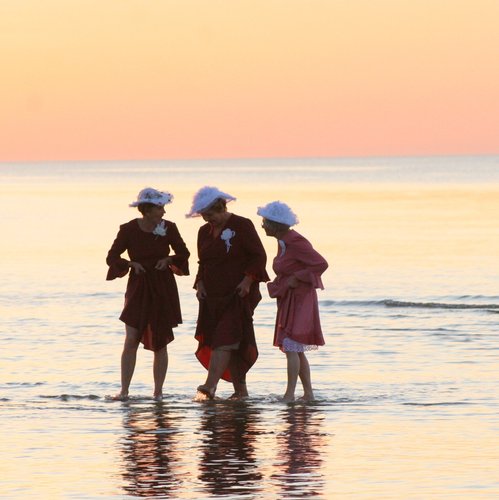 romantic walk in the sea