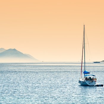 sailing before sunset 