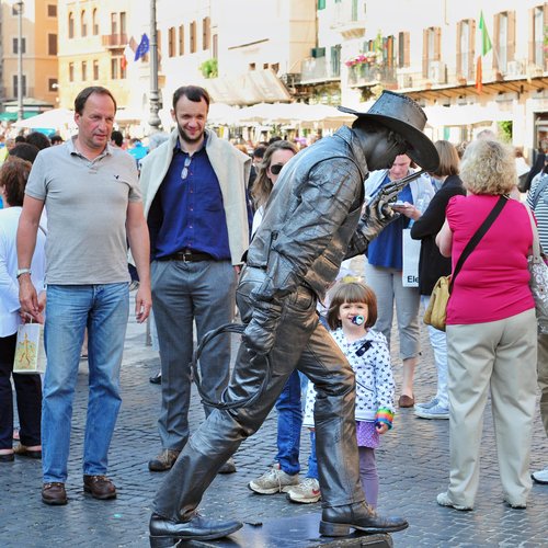 street artist in piazza navona